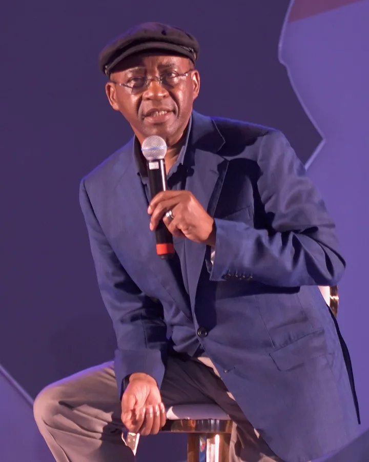 Portrait of Strive Masiyiwa