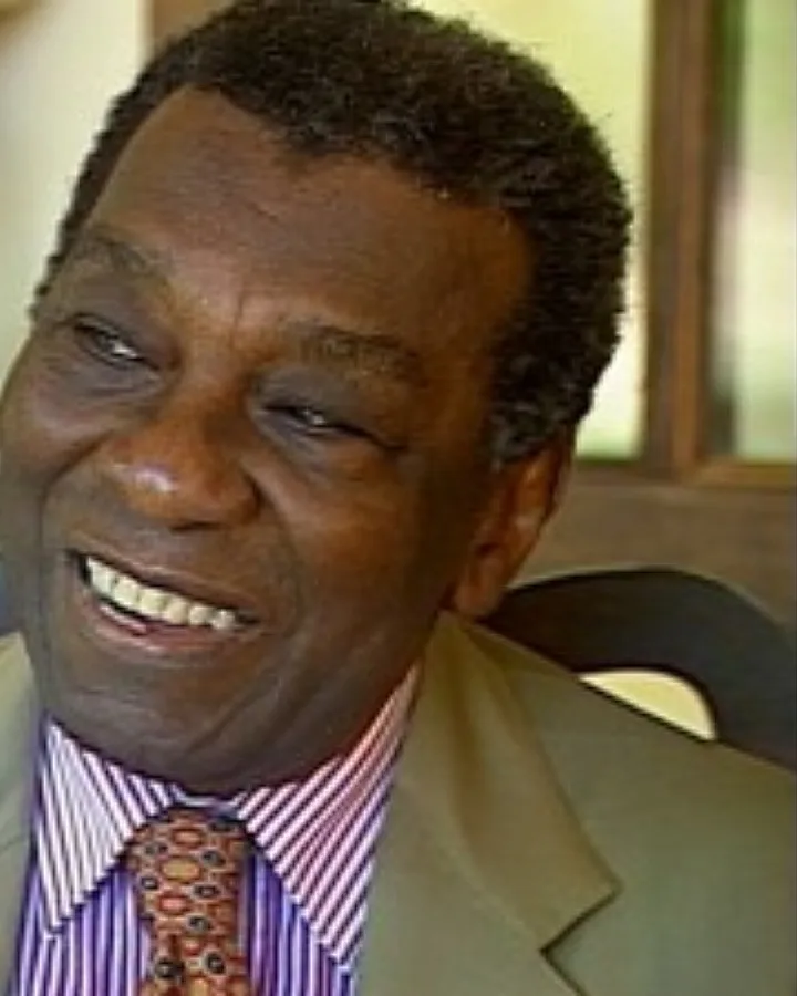 Portrait of Milton Santos